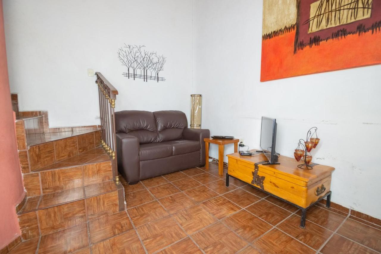 Capital O Next Yard Hotel & Suites Tequisquiapan San Luis Potosí Exteriör bild