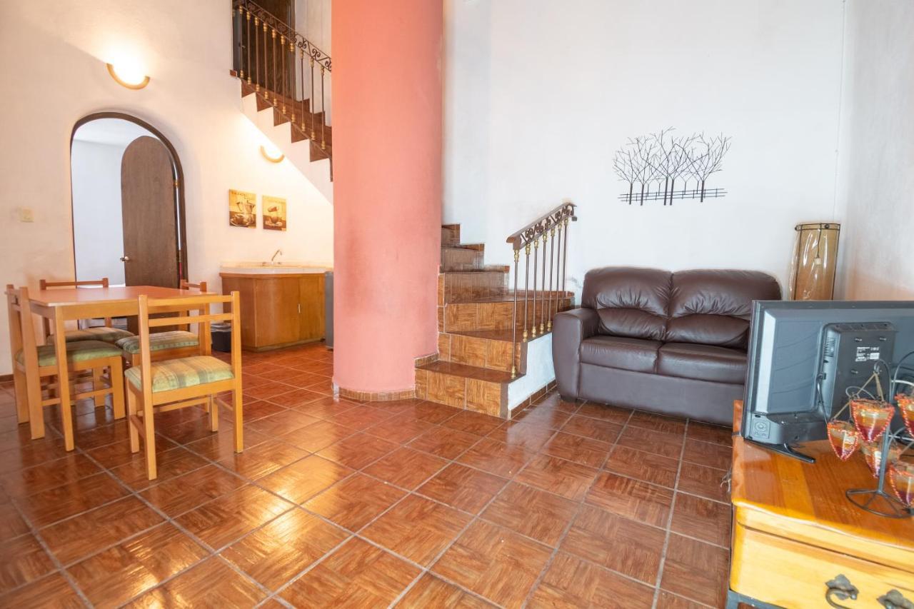 Capital O Next Yard Hotel & Suites Tequisquiapan San Luis Potosí Exteriör bild